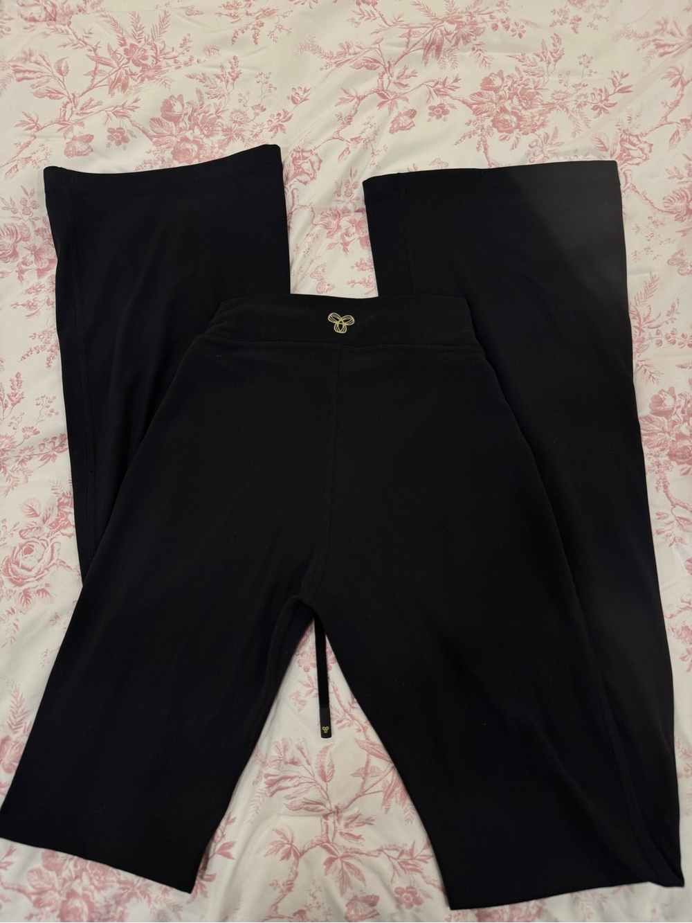 Aritzia butter black leggings